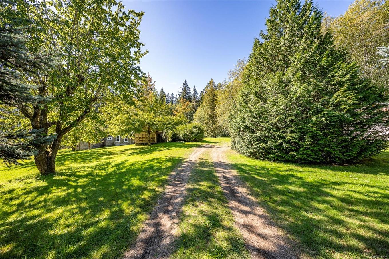 12683 Highway 101 Hwy, Powell River, BC