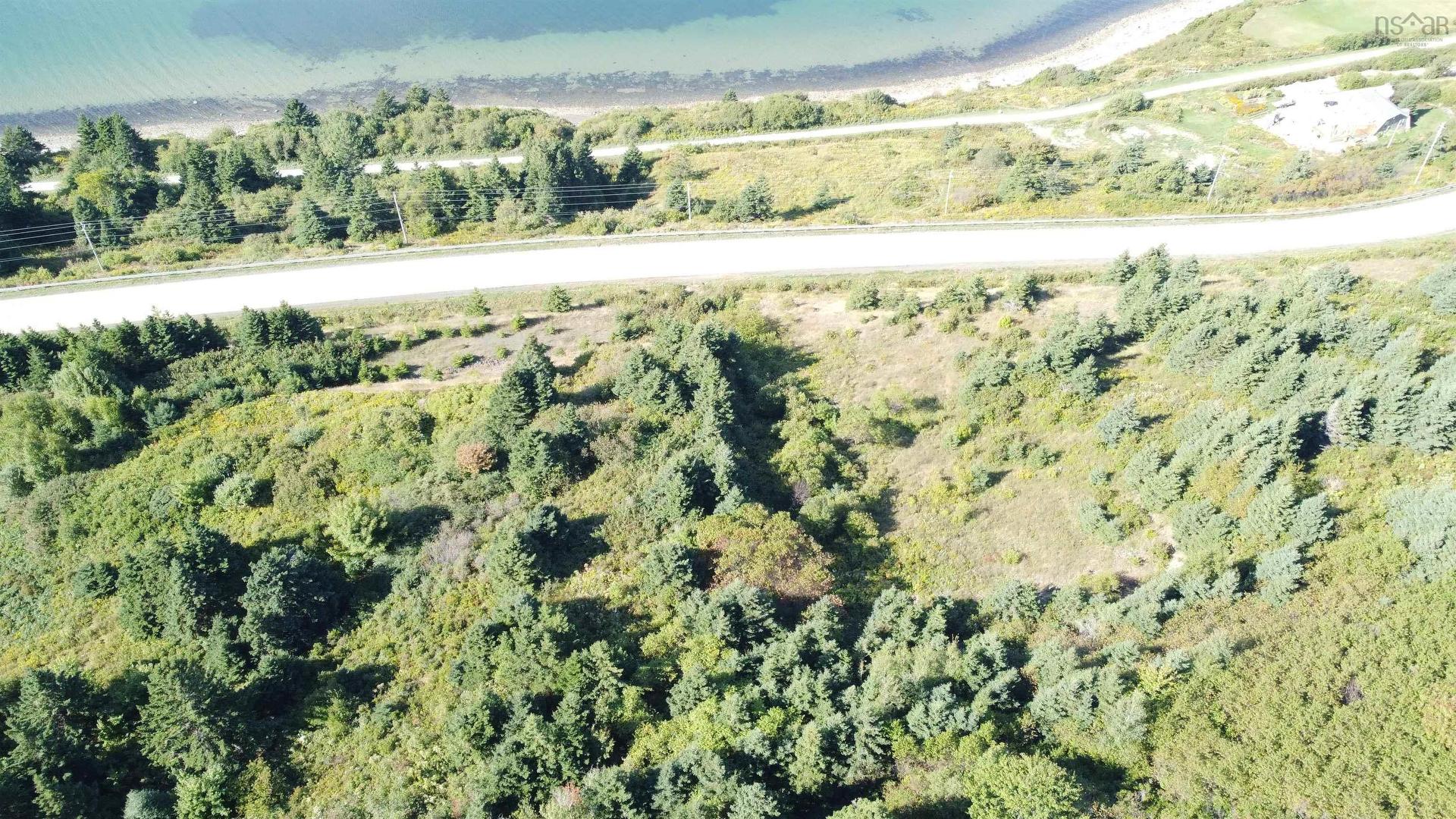 No 19 Highway, Craigmore, NS