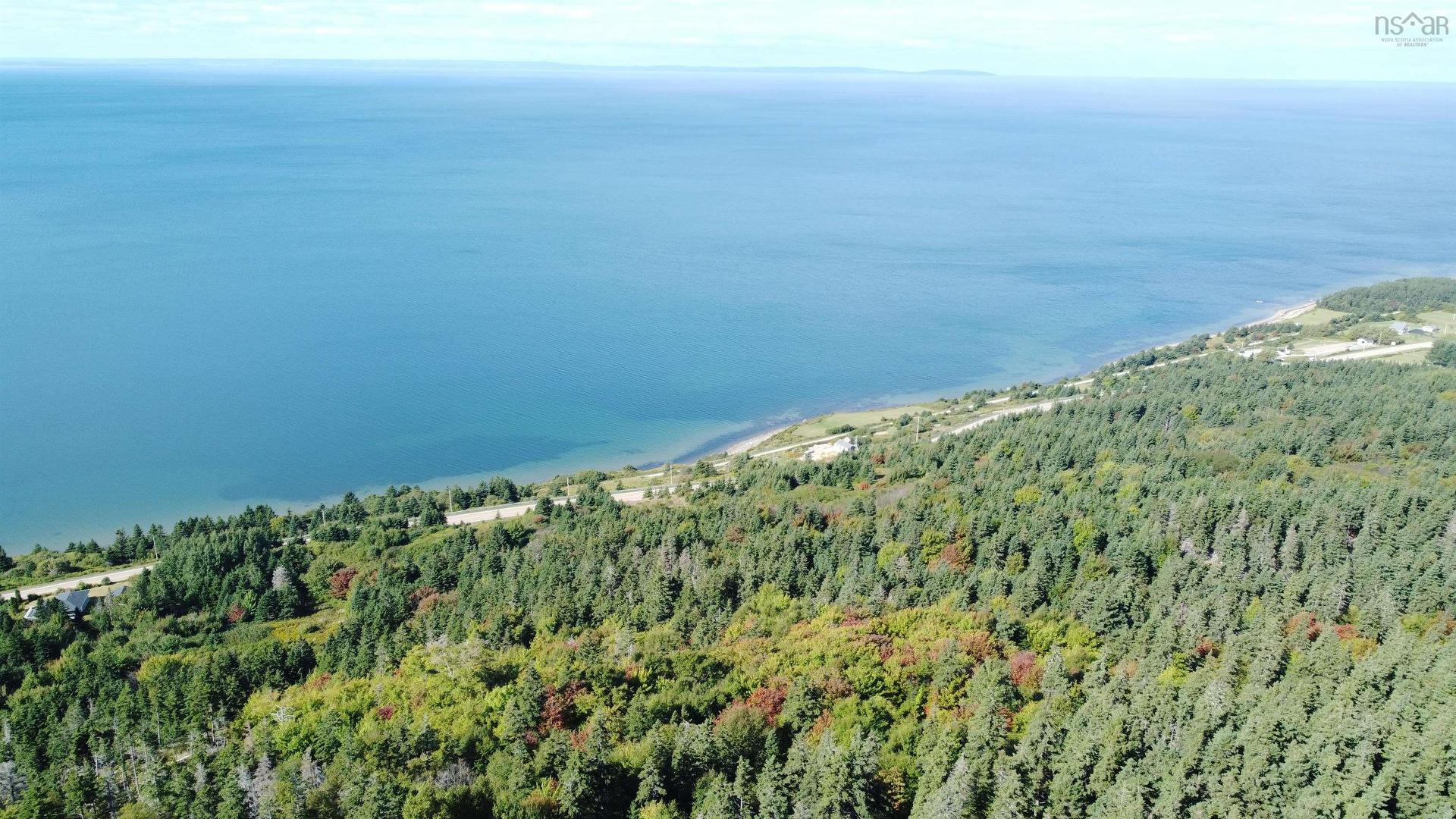 No 19 Highway, Craigmore, NS
