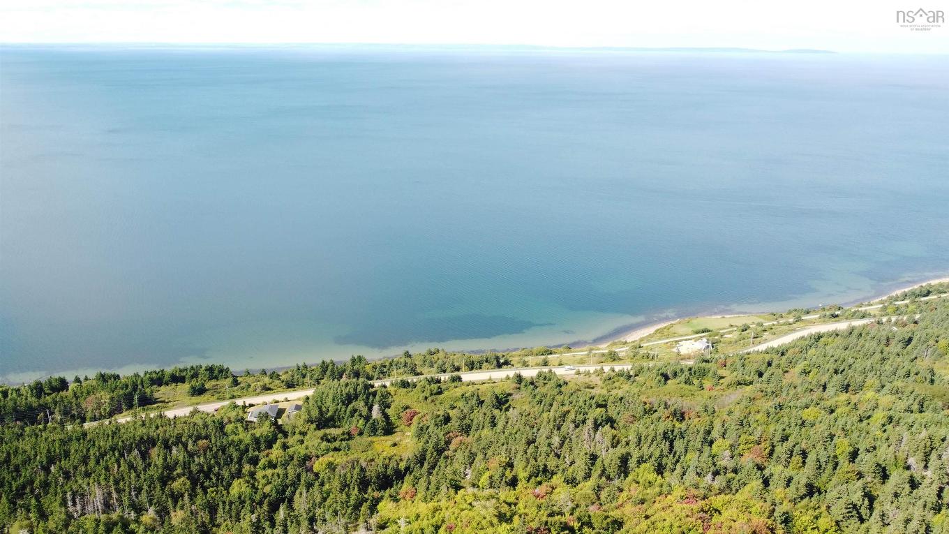 No 19 Highway, Craigmore, NS