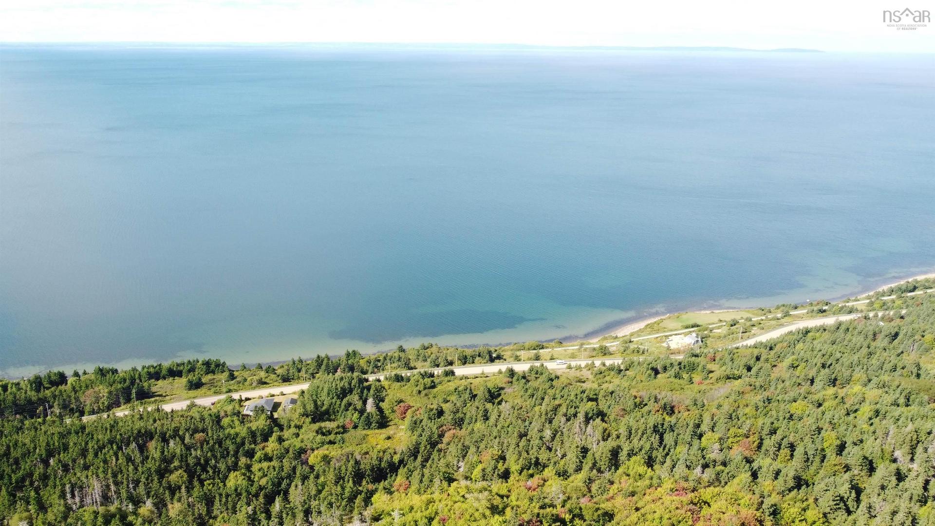 No 19 Highway, Craigmore, NS