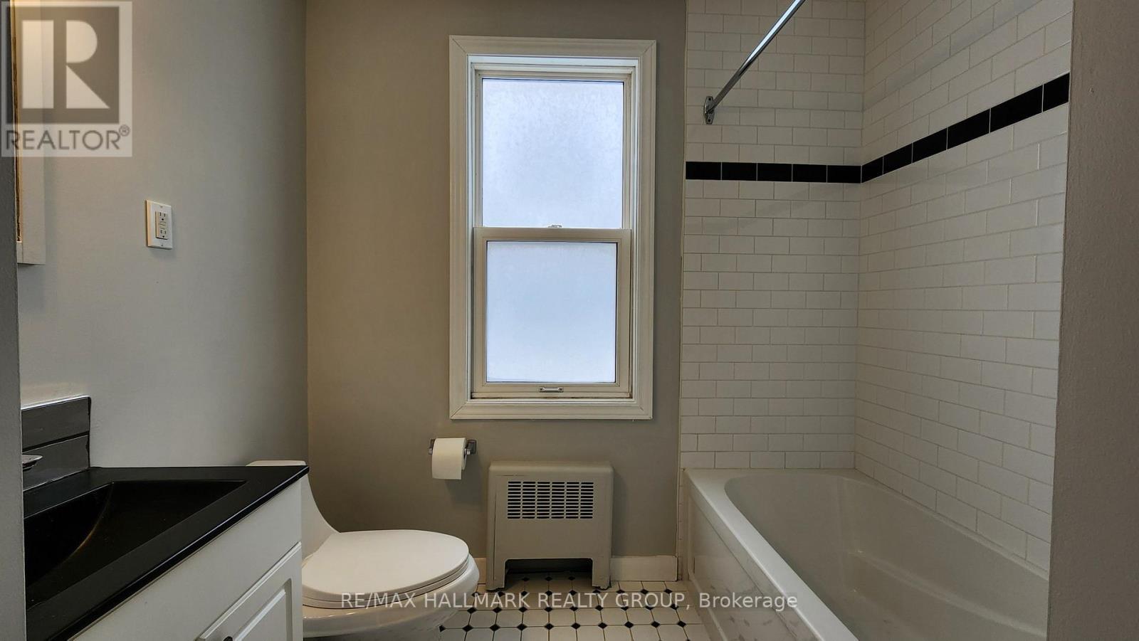 310 Byron Avenue, Ottawa, ON - Indoor Photo Showing Bathroom
