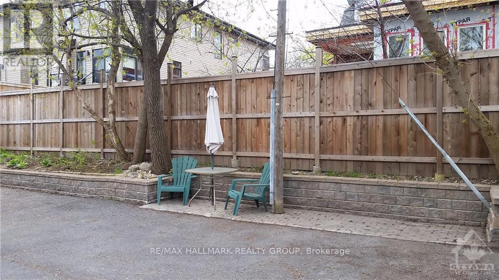 310 Byron Avenue, Ottawa, ON - Outdoor