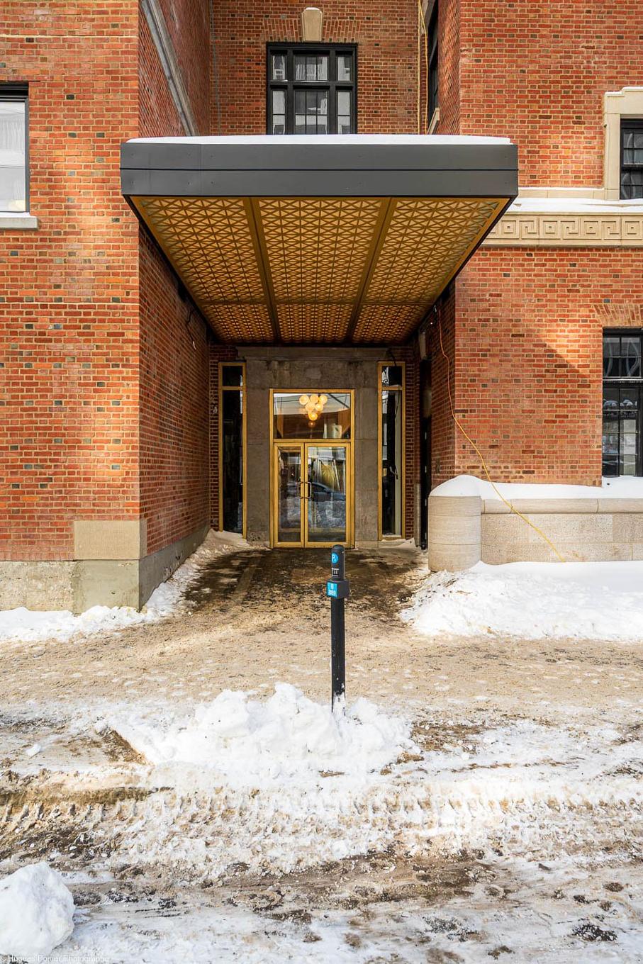 Exterior entrance - 2013-2060 Rue Peel, Montréal (Ville-Marie), QC - Outdoor With Exterior