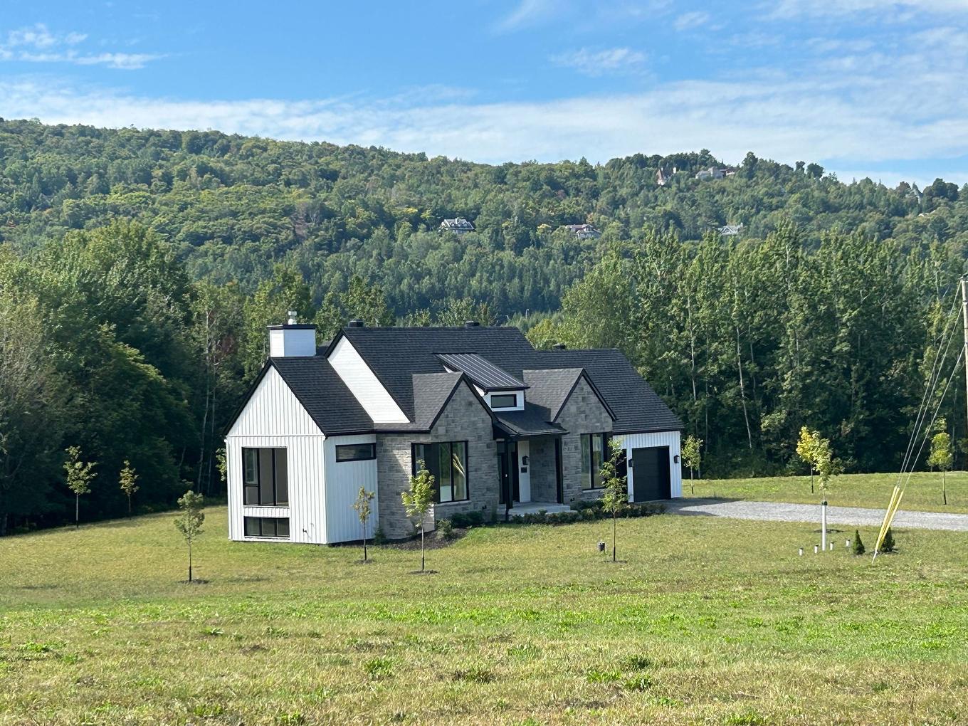 Façade - 1704 Place Des Centaurées, Piedmont, QC - Outdoor