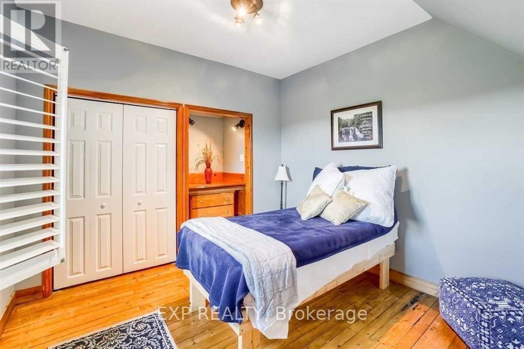 437028 4Th Line, Melancthon, ON - Indoor Photo Showing Bedroom