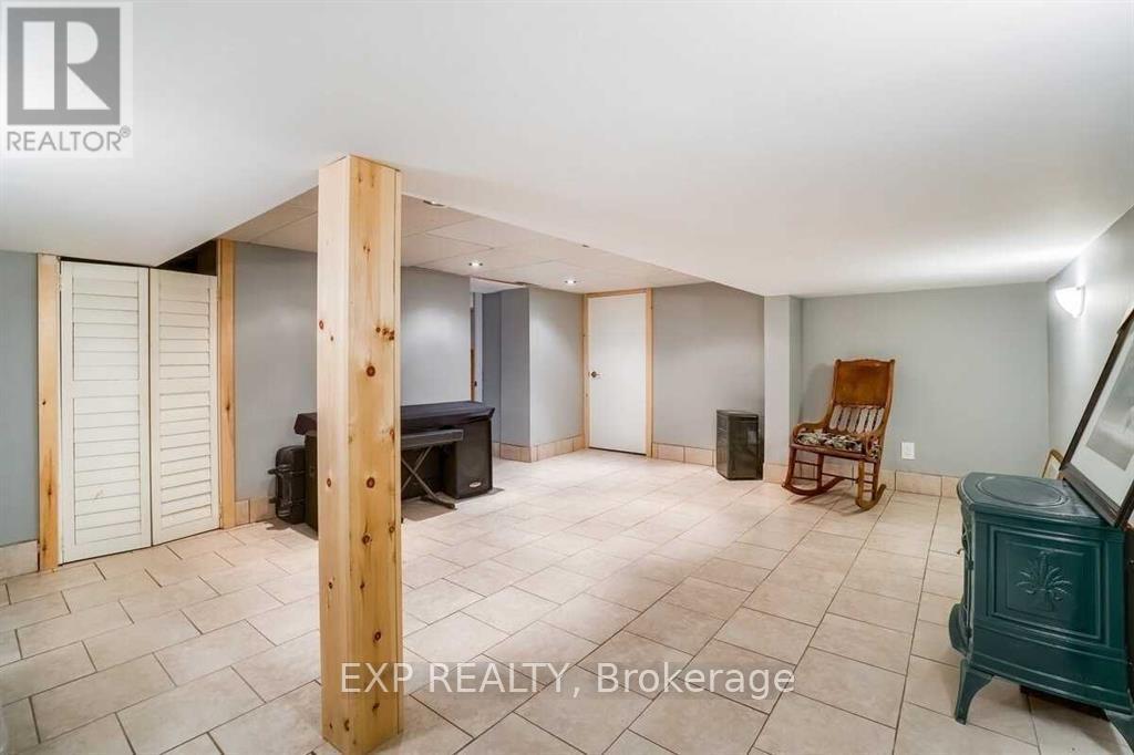 437028 4Th Line, Melancthon, ON - Indoor Photo Showing Other Room