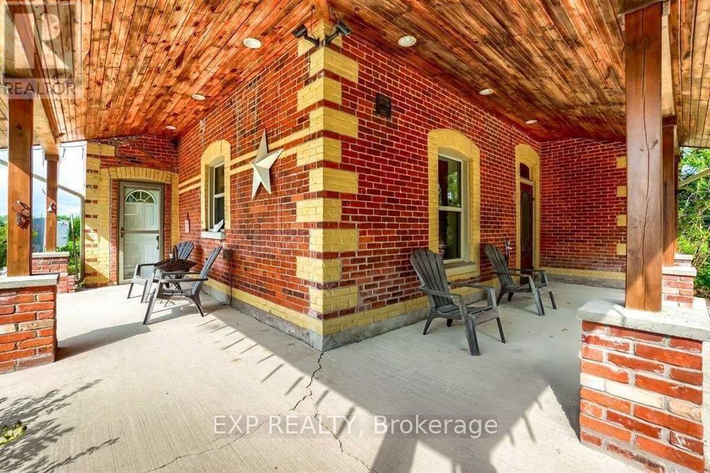 437028 4Th Line, Melancthon, ON - Outdoor With Exterior