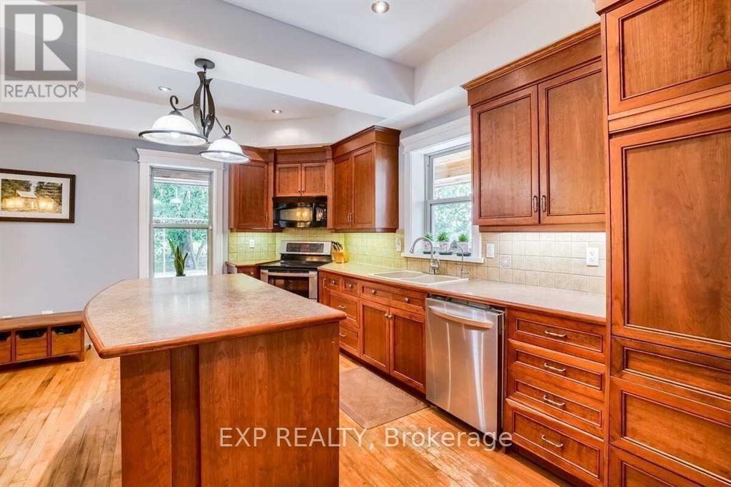 437028 4Th Line, Melancthon, ON - Indoor Photo Showing Kitchen
