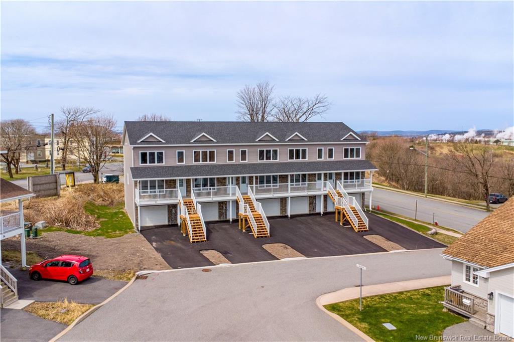 4 Rockingstone Dr, Saint John, NB