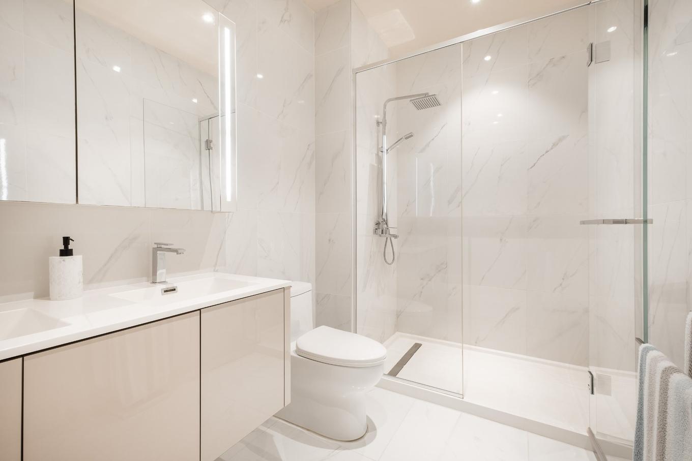 Bathroom - 3802-1188 Av. Union, Montréal (Ville-Marie), QC - Indoor Photo Showing Bathroom