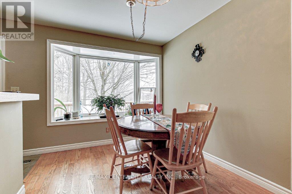 34639 Third Line, Southwold, ON - Indoor Photo Showing Dining Room