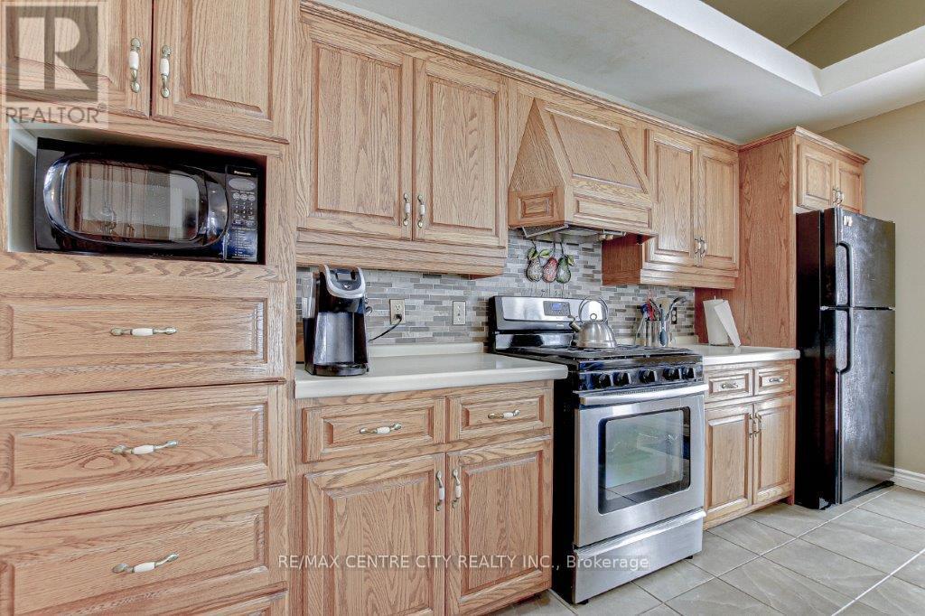 34639 Third Line, Southwold, ON - Indoor Photo Showing Kitchen