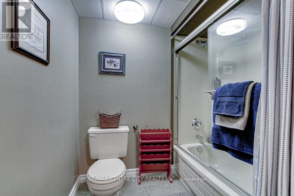 34639 Third Line, Southwold, ON - Indoor Photo Showing Bathroom