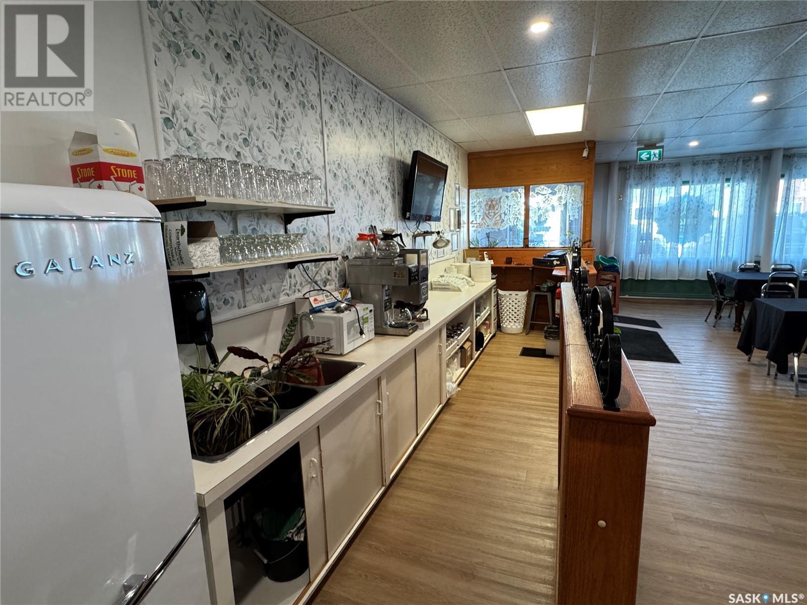 722 & 724 Desmond Street, Grenfell, SK