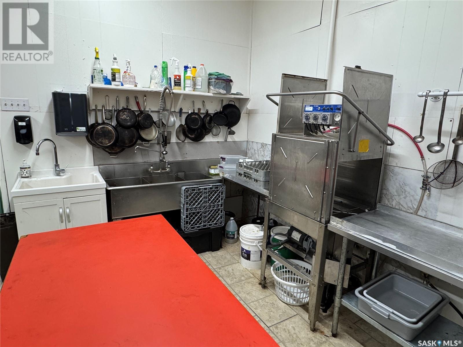 722 & 724 Desmond Street, Grenfell, SK