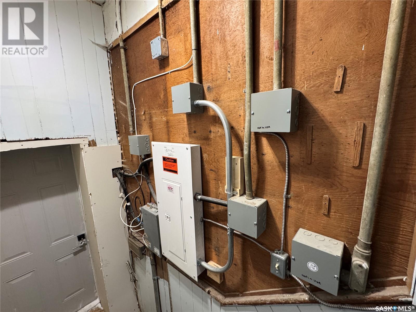 722 & 724 Desmond Street, Grenfell, SK