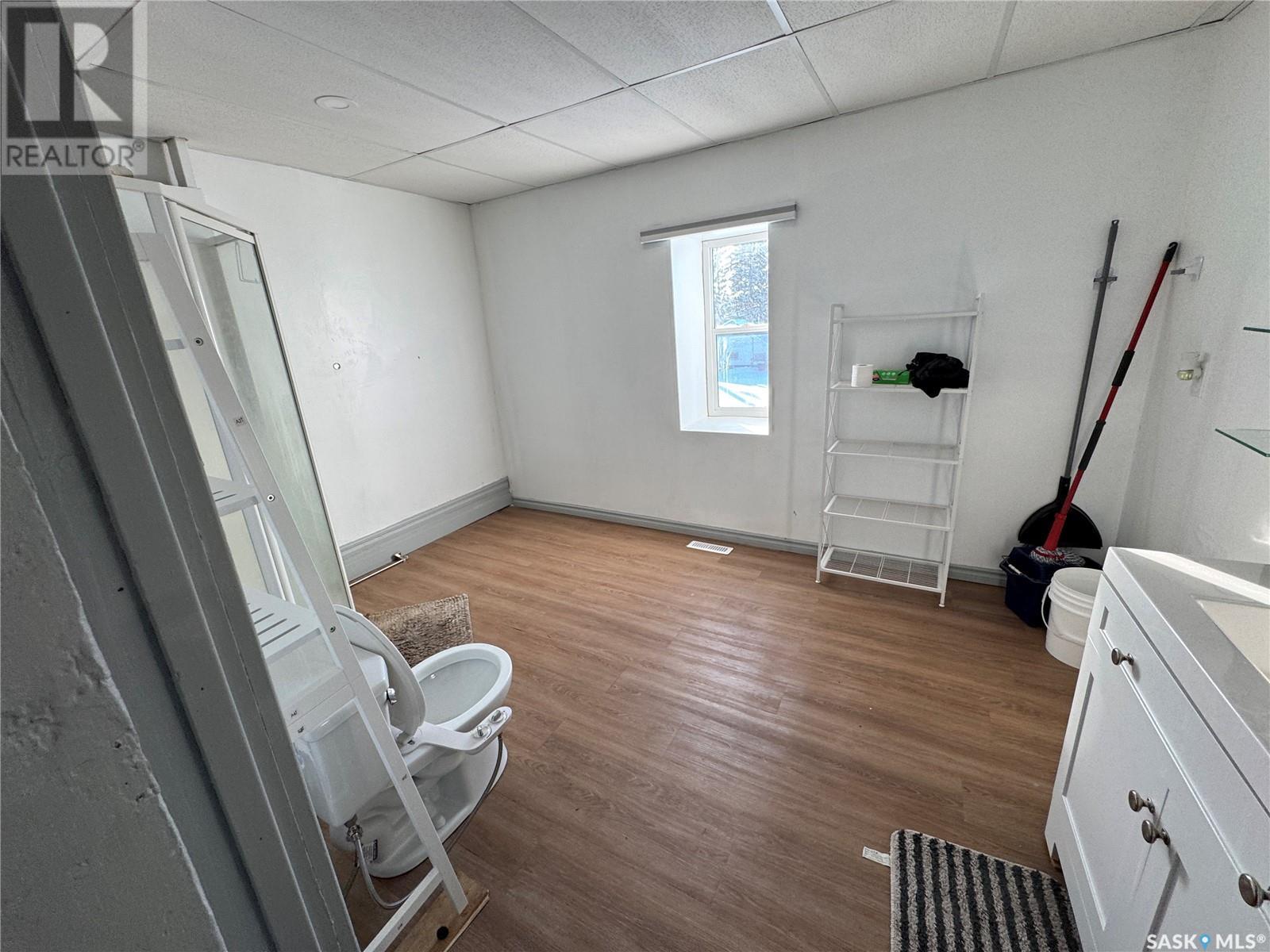 722 & 724 Desmond Street, Grenfell, SK