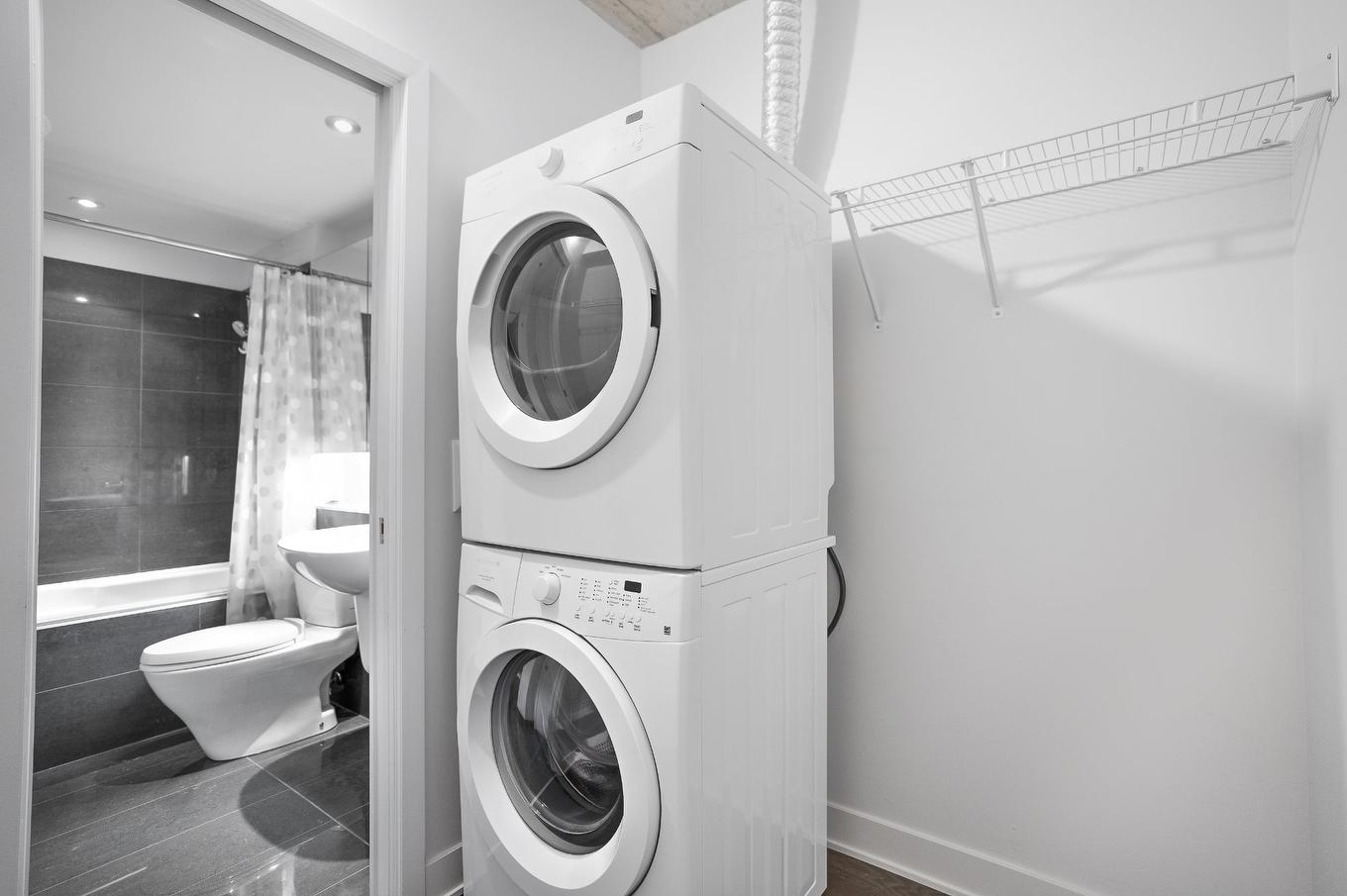 Laundry room - 950-1414 Rue Chomedey, Montréal (Ville-Marie), QC - Indoor Photo Showing Laundry Room