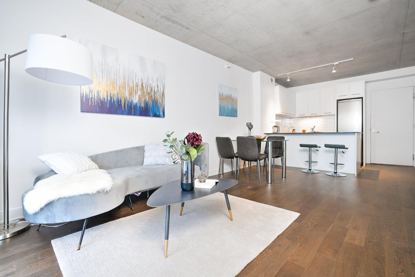 Living room - 950-1414 Rue Chomedey, Montréal (Ville-Marie), QC - Indoor Photo Showing Living Room