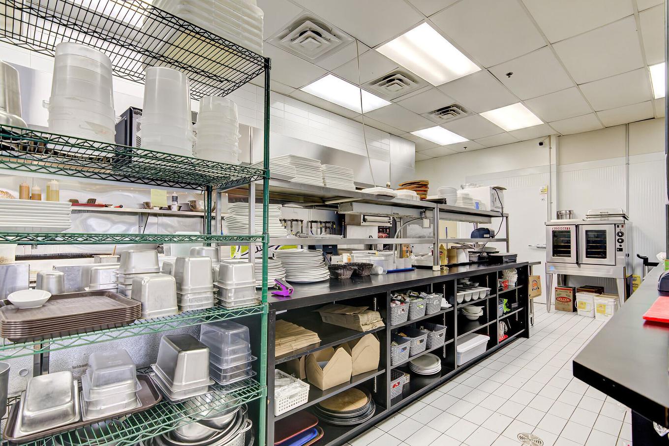 Commerce - 101-9061 Route Sir-Wilfrid-Laurier, Mirabel, QC