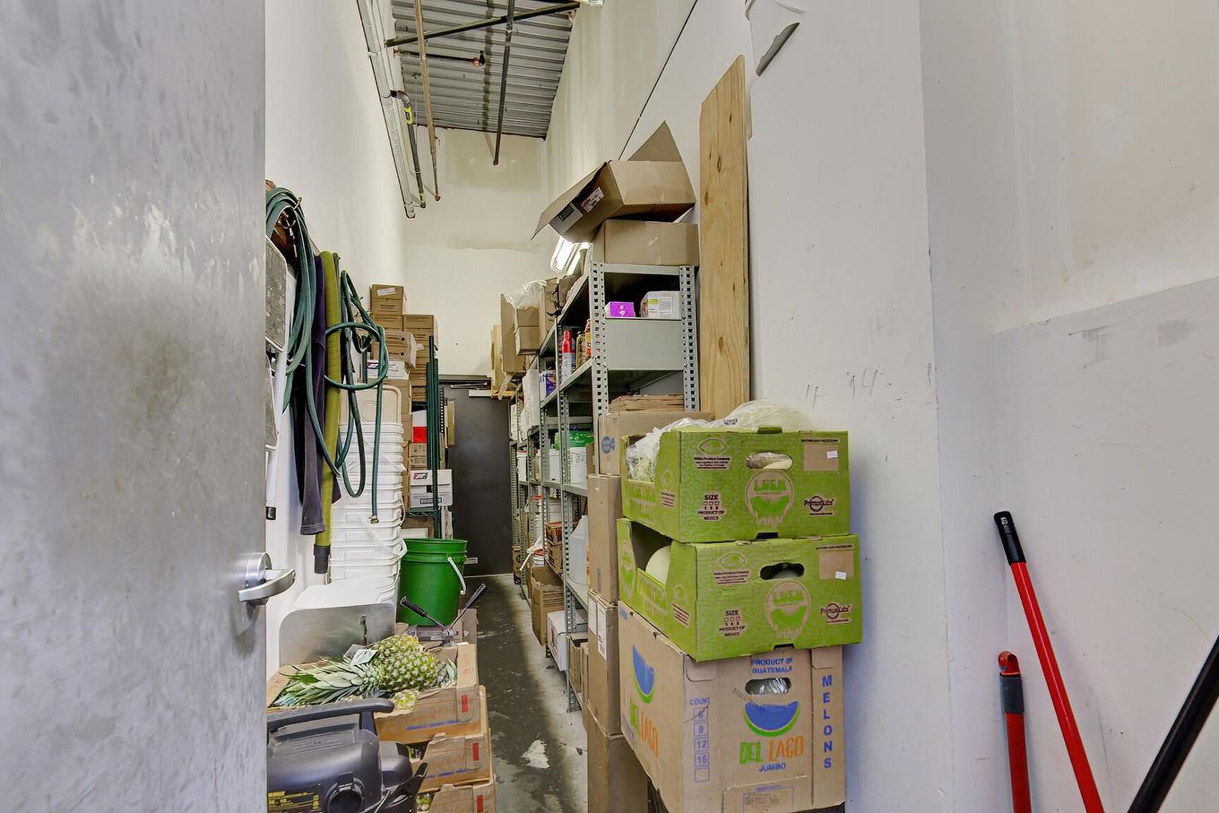 Commerce - 101-9061 Route Sir-Wilfrid-Laurier, Mirabel, QC