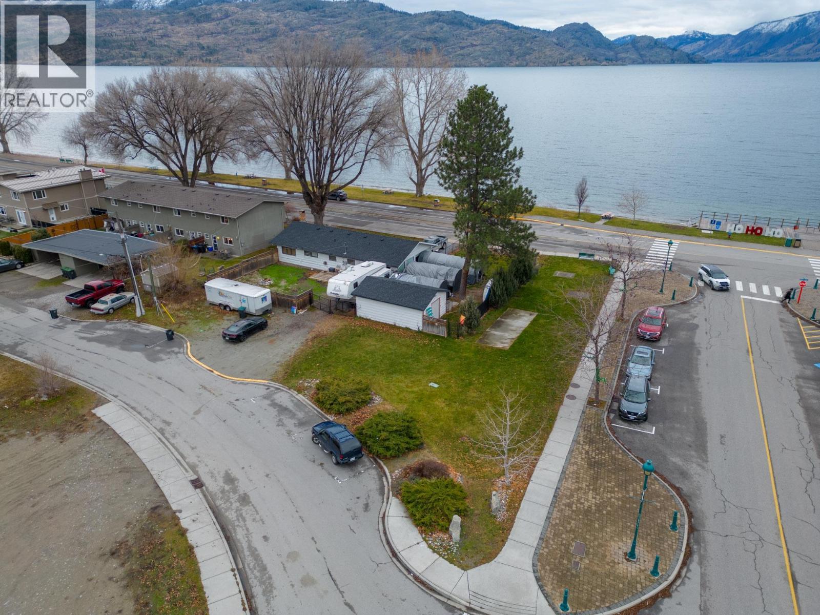 4194 Beach Avenue, Peachland, BC - Outdoor With Body Of Water With View