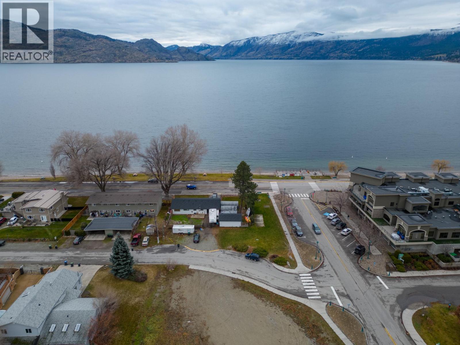 4194 Beach Avenue, Peachland, BC - Outdoor With Body Of Water With View