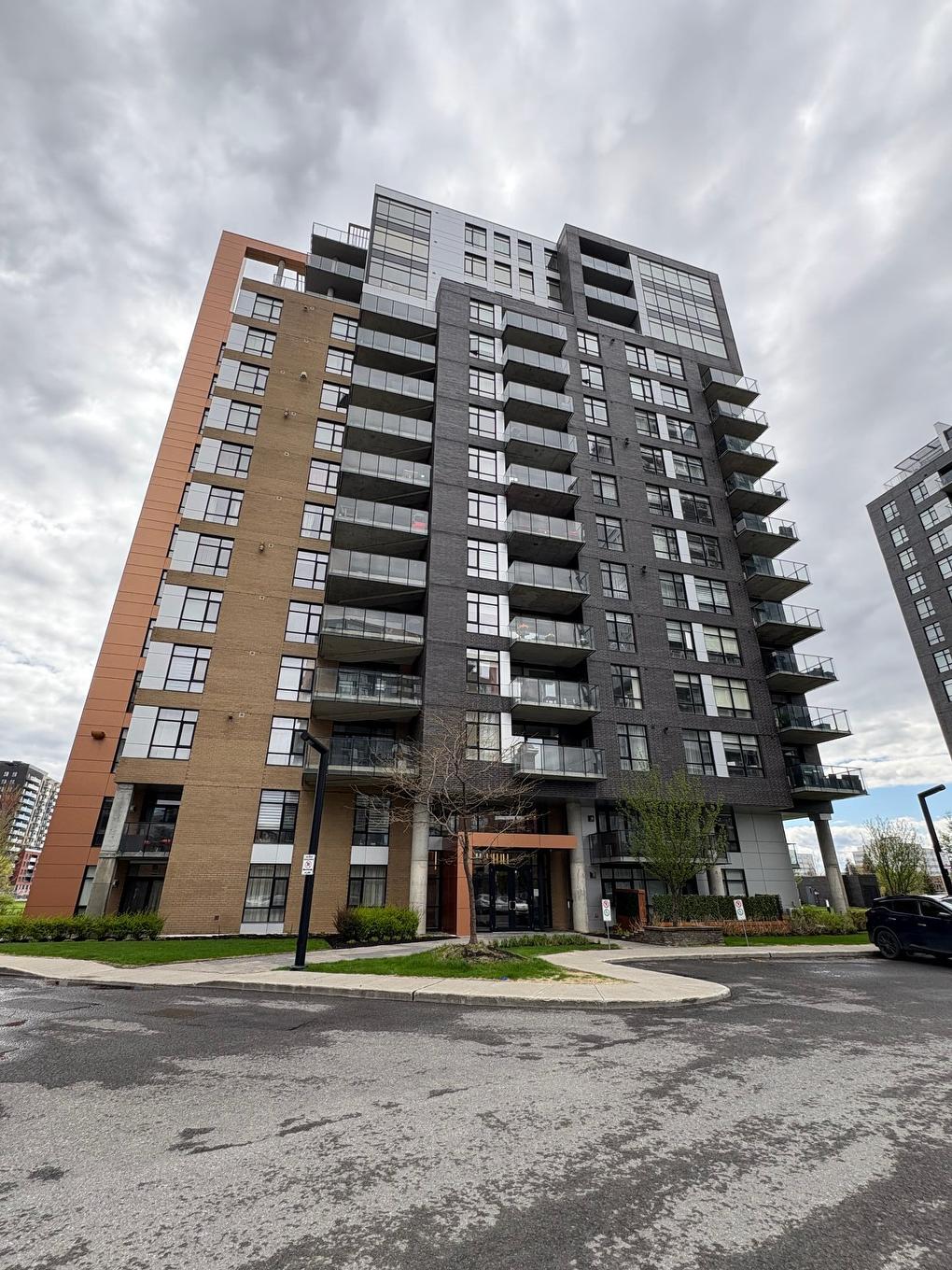 Façade - 404-2865 Av. Du Cosmodôme, Laval (Chomedey), QC - Outdoor With Balcony With Facade