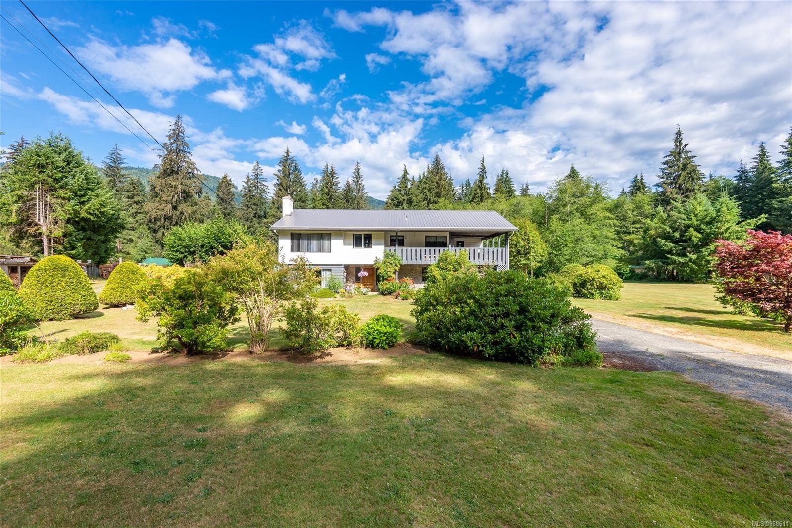 1301 Sayward Rd, Sayward, BC