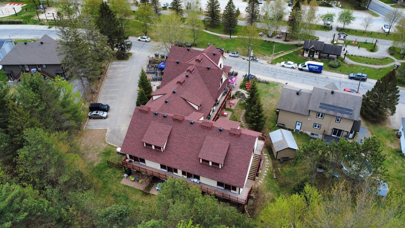 Face arrière - 864 Rue Coupal, Mont-Tremblant, QC - Outdoor With View