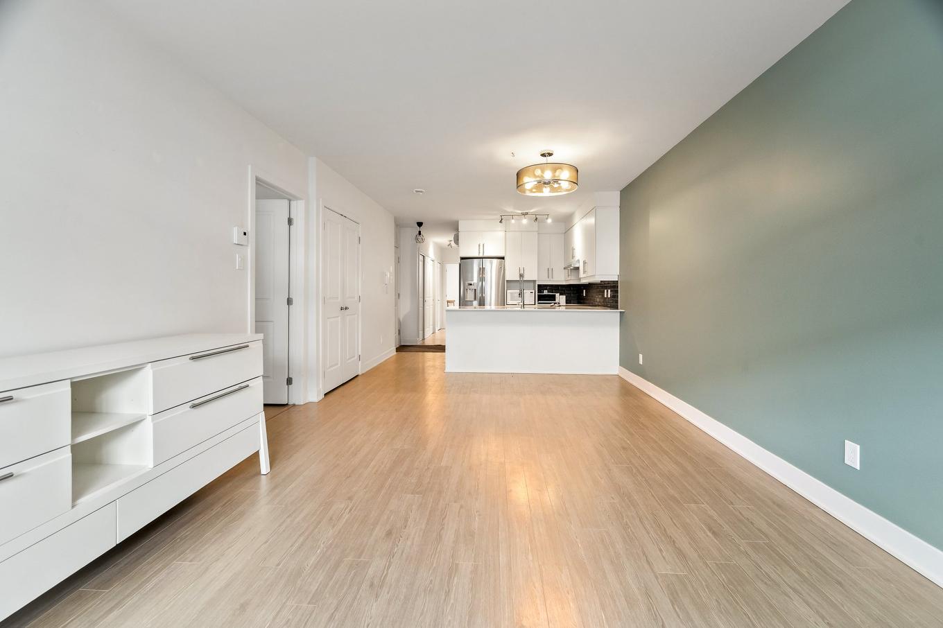 Living room - 1-2195 Rue Leclaire, Montréal (Mercier/Hochelaga-Maisonneuve), QC - Indoor