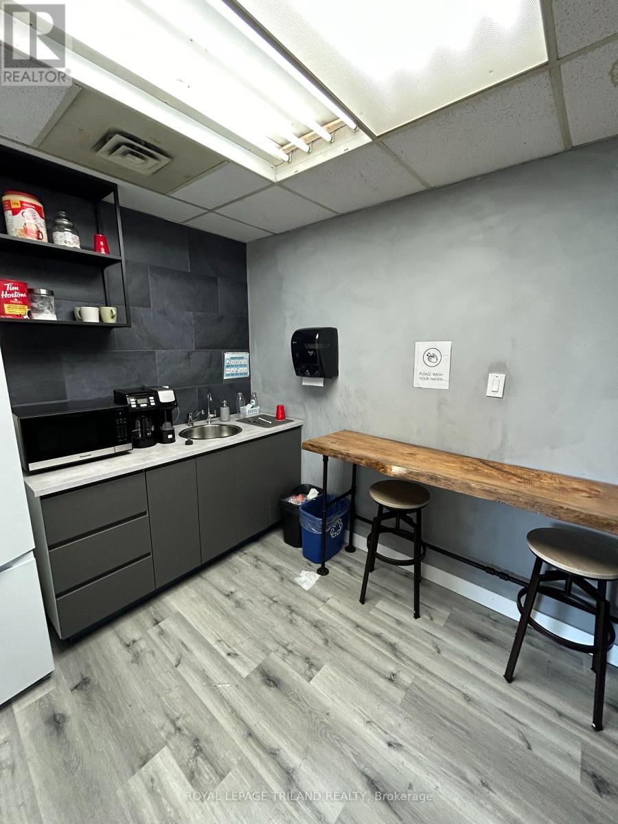 156 Newbold Court, London South (South Z), ON