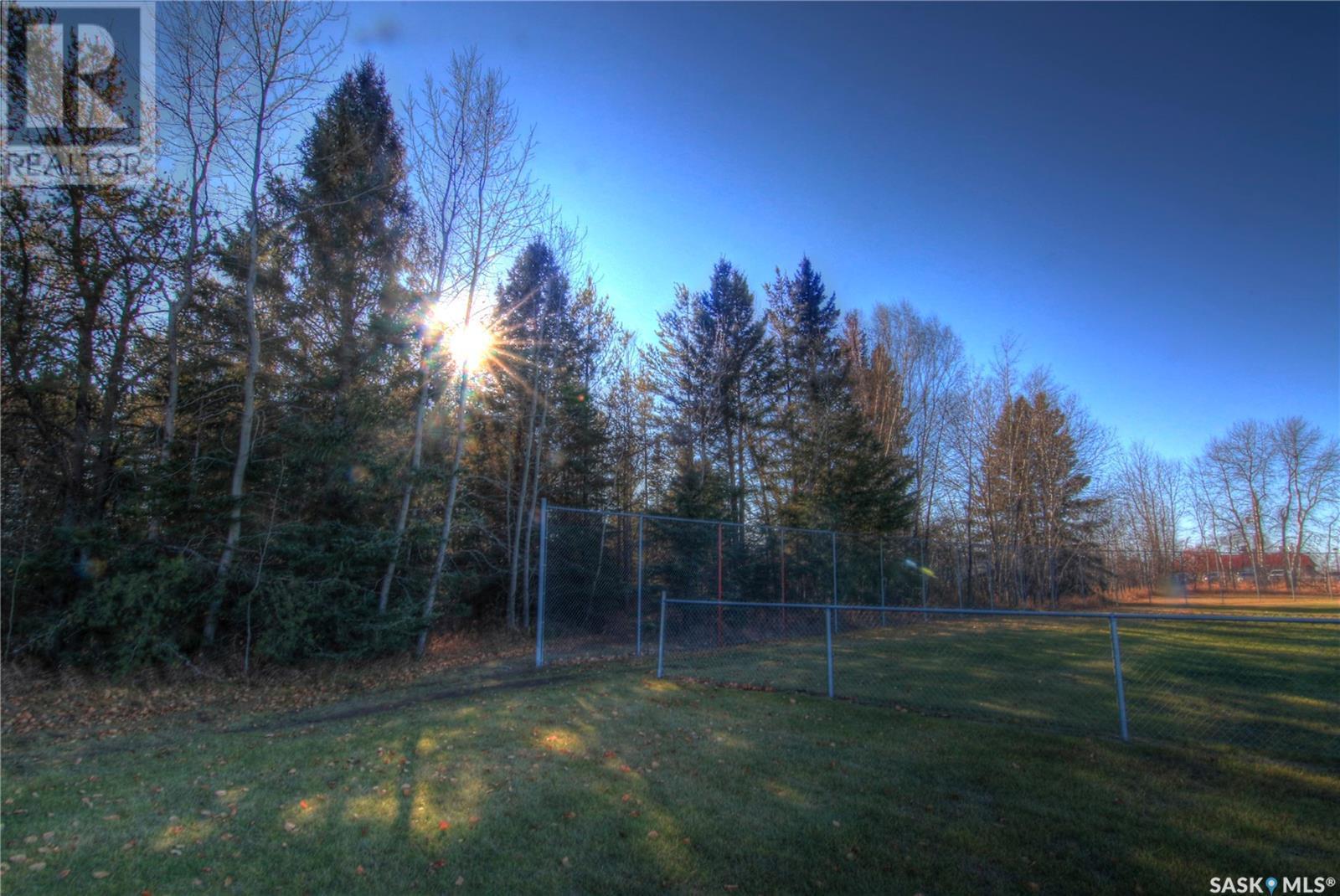 1 12Th Avenue W, Nipawin, SK