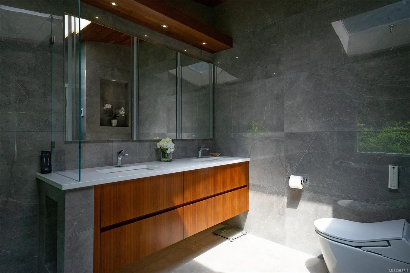 7909 Bedwell Dr, Pender Island, BC