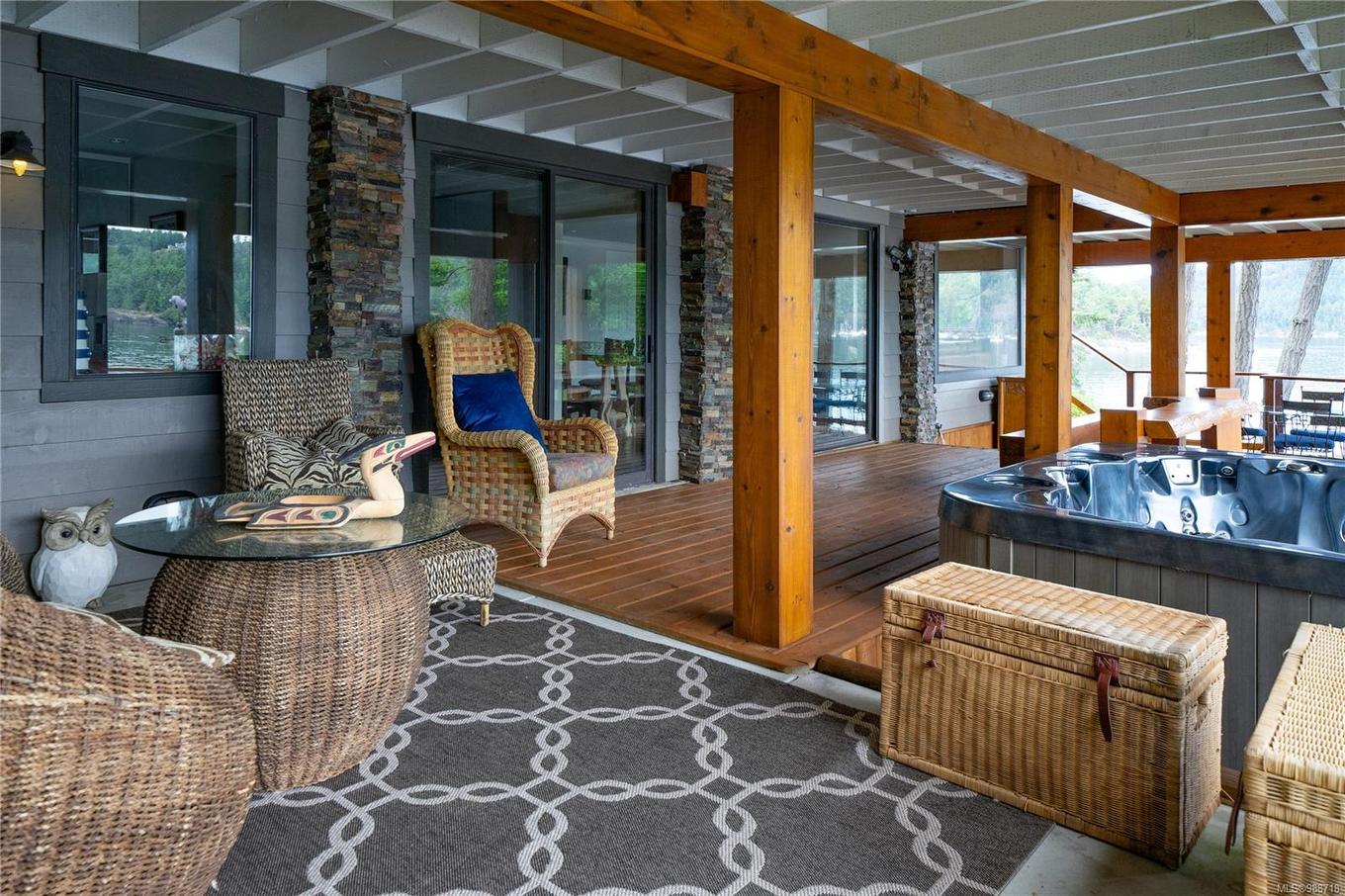 7909 Bedwell Dr, Pender Island, BC