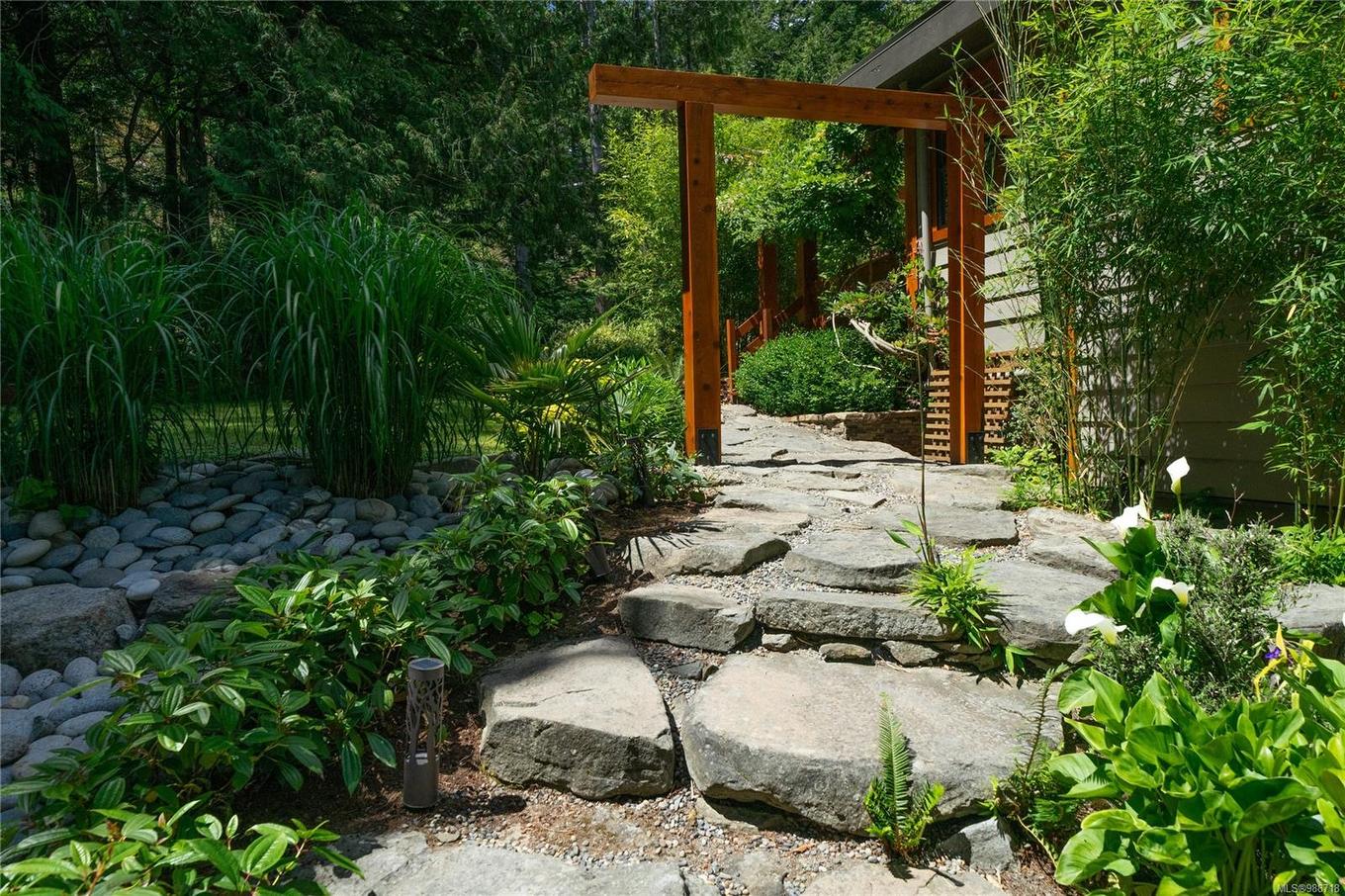 7909 Bedwell Dr, Pender Island, BC