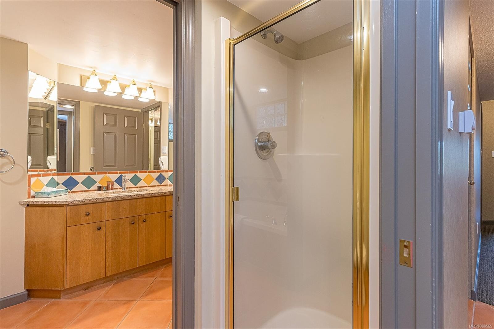 721-1600 Stroulger Rd, Nanoose Bay, BC - Indoor Photo Showing Bathroom