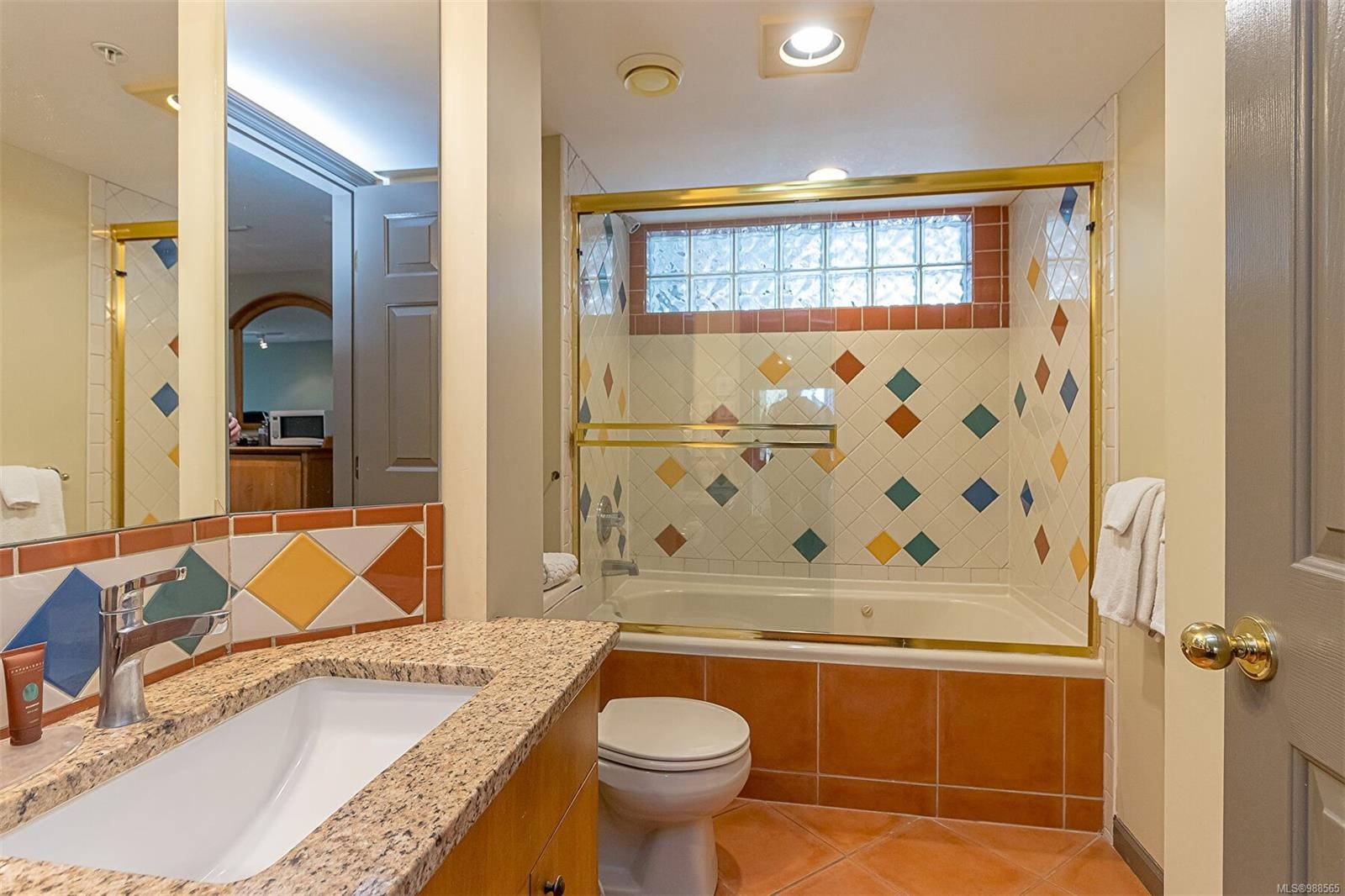 721-1600 Stroulger Rd, Nanoose Bay, BC - Indoor Photo Showing Bathroom