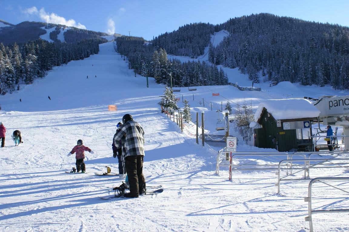 203-2090 Summit Drive, Panorama, BC - Outdoor With View