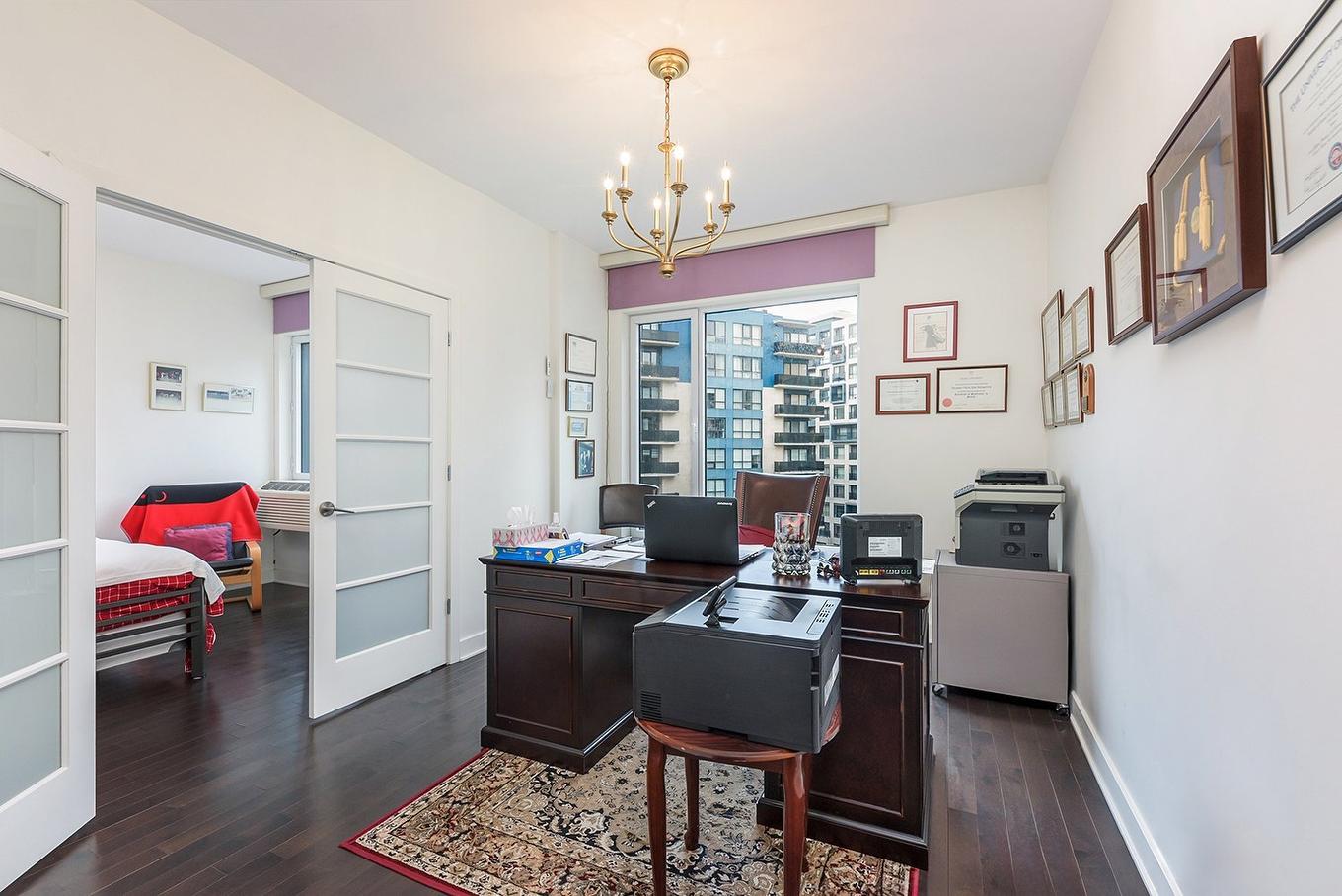 Chambre à  coucher - 605-7501 Av. Mountain Sights, Montréal (Côte-Des-Neiges/Notre-Dame-De-Grâce), QC - Indoor Photo Showing Office