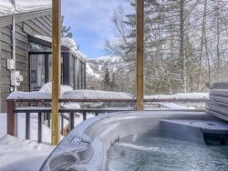 Hot tub -