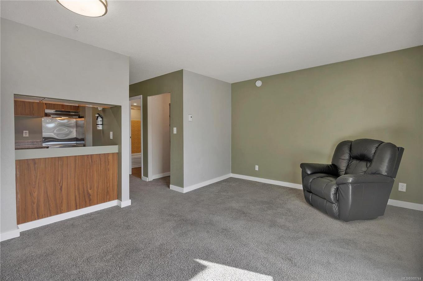 205-611 Macmillan Dr, Sayward, BC - Indoor