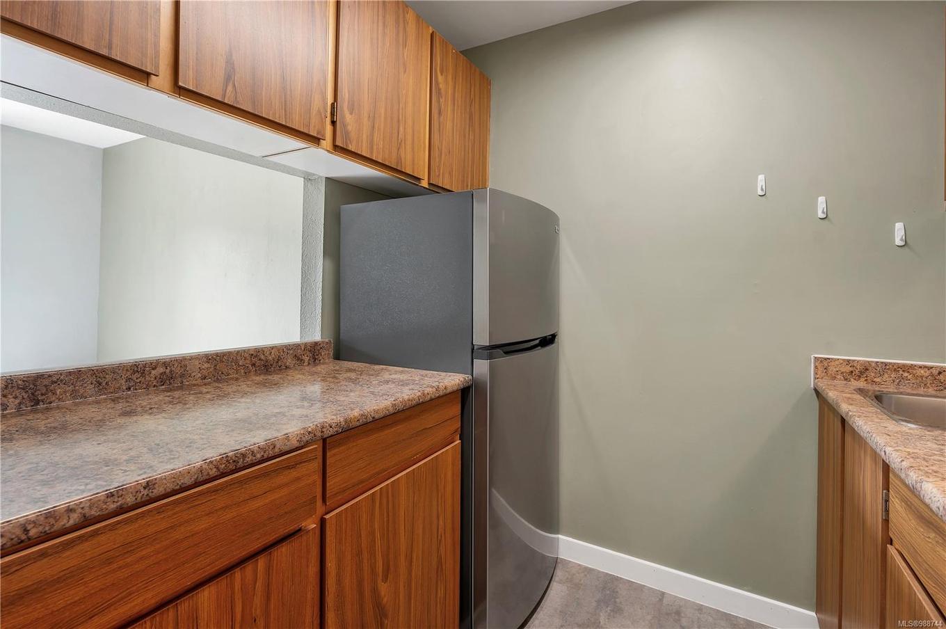 205-611 Macmillan Dr, Sayward, BC - Indoor