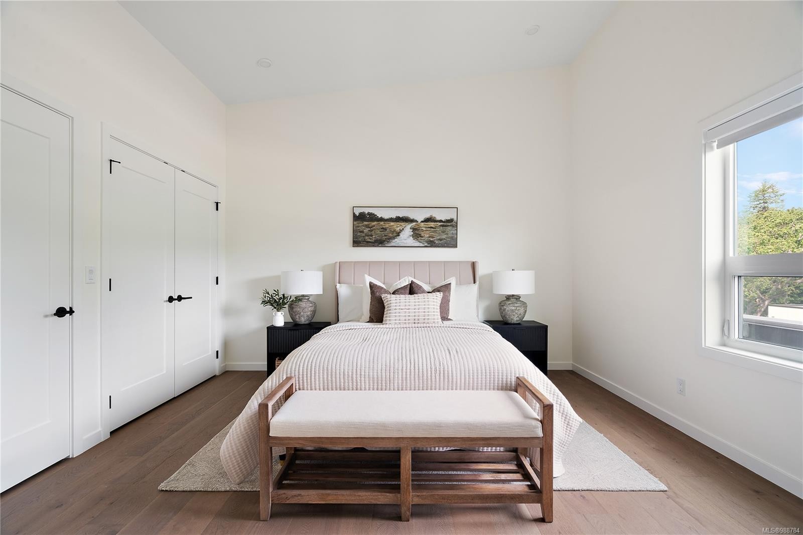 Bph1-1102 Esquimalt Rd, Esquimalt, BC - Indoor Photo Showing Bedroom