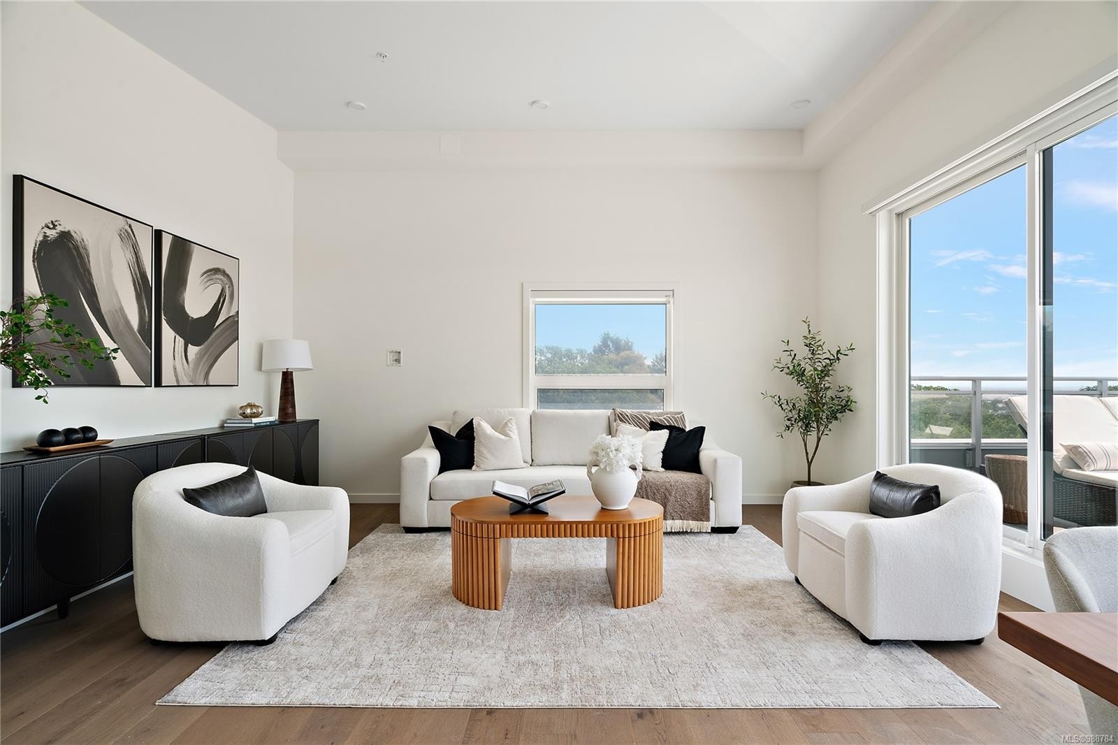 Bph1-1102 Esquimalt Rd, Esquimalt, BC - Indoor Photo Showing Living Room