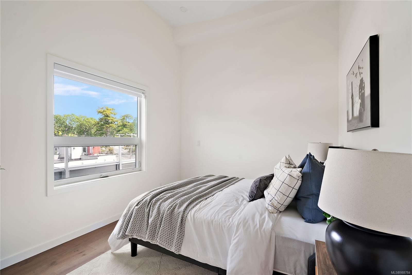 Bph1-1102 Esquimalt Rd, Esquimalt, BC - Indoor Photo Showing Bedroom