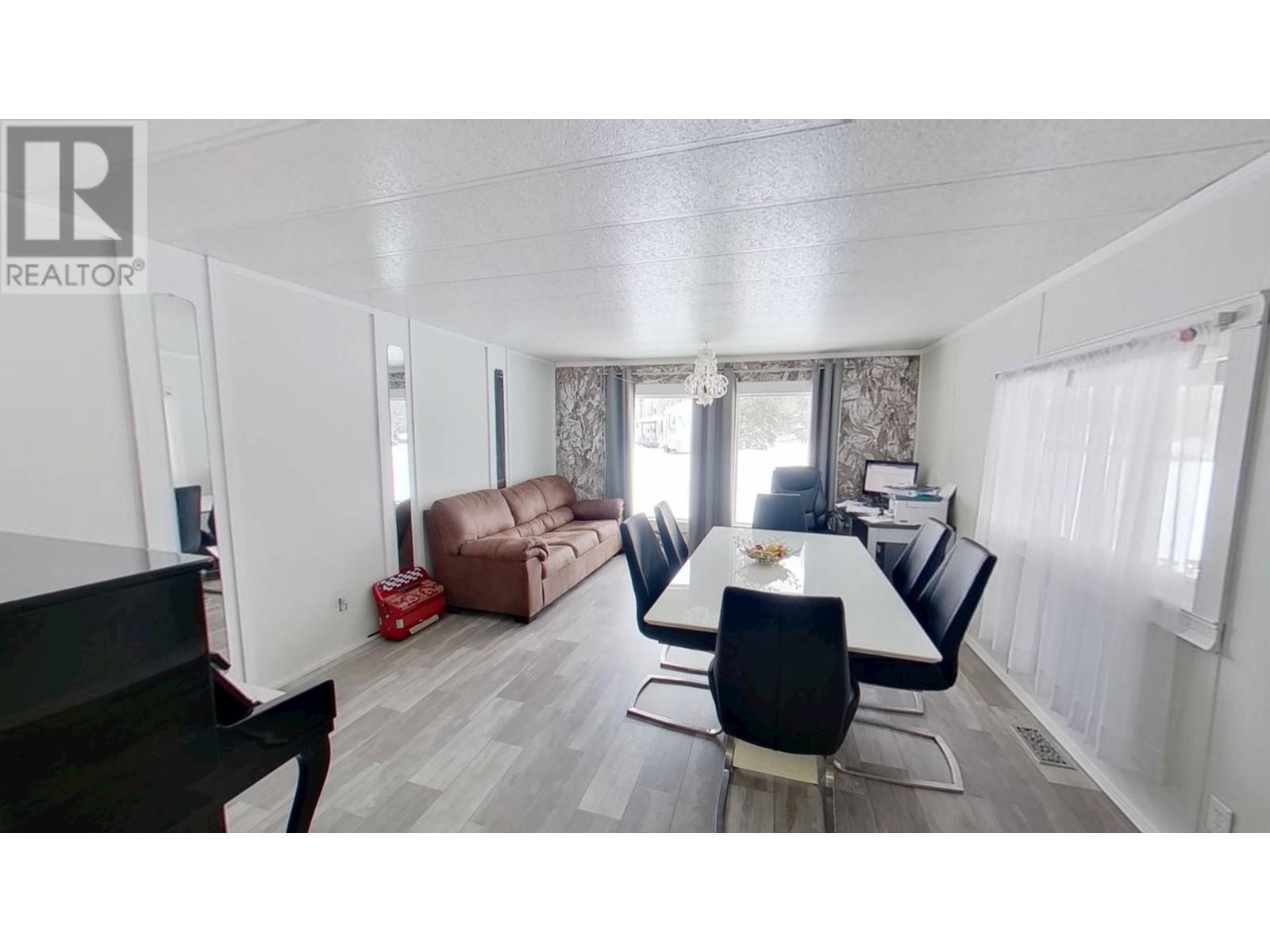 13431 N 29 Highway, Fort St. John, BC - Indoor