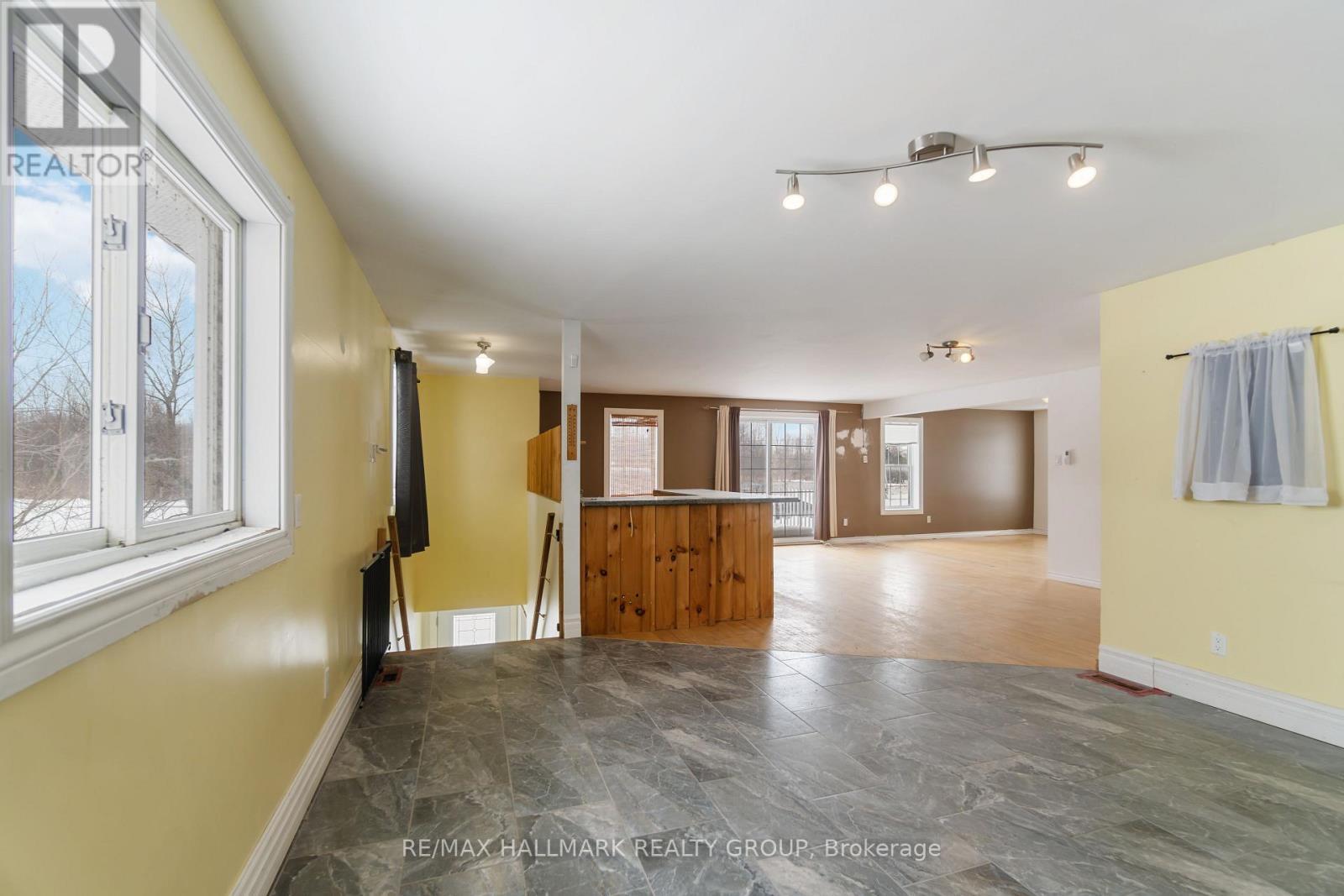 21899 Old Highway 2 Highway, South Glengarry, ON