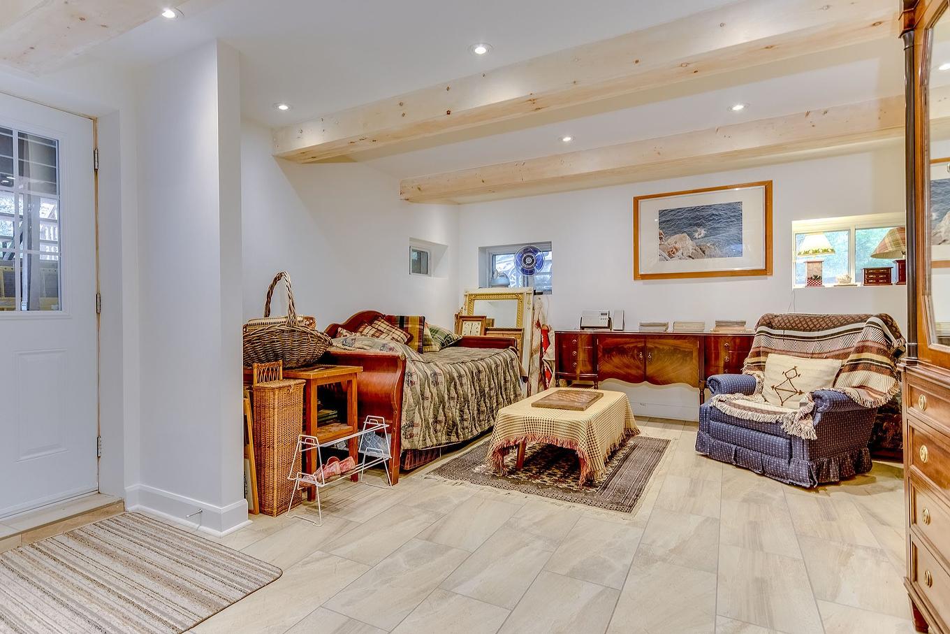 Chambre à coucher - 35 Rue Academy, Sutton, QC - Indoor Photo Showing Other Room